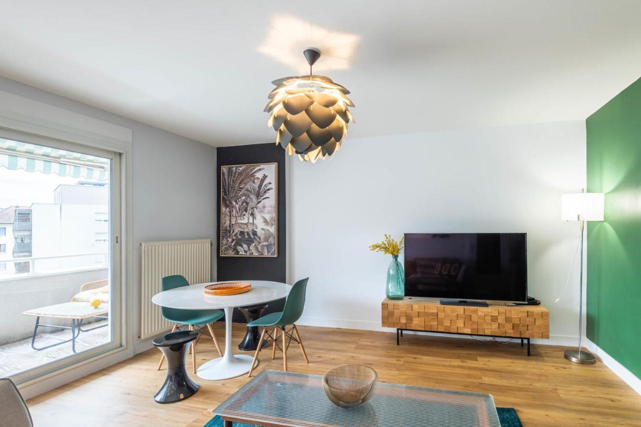 Florentine Furnished Flat Daire Annecy Dış mekan fotoğraf